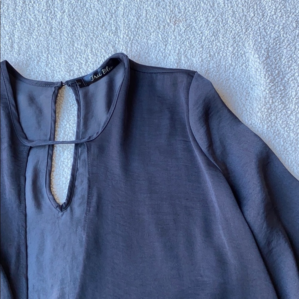 Planet Blue Grey Silk Top - Picture 6 of 7